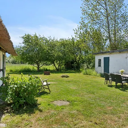 Dom wakacyjny Golf In Thatched House Near Langeland *